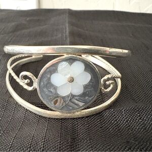 Alpaca Mexican silver and  flower open cuff bracelet